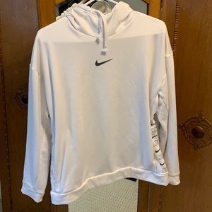Nike hoodie with pockets size Medium